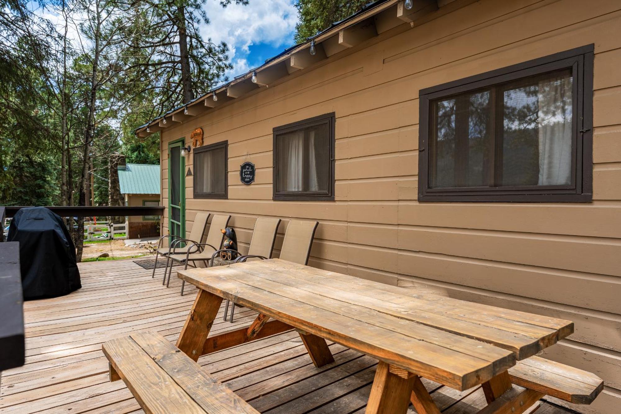 Bear Paw Lodge & Vacation Homes Vallecito Luaran gambar